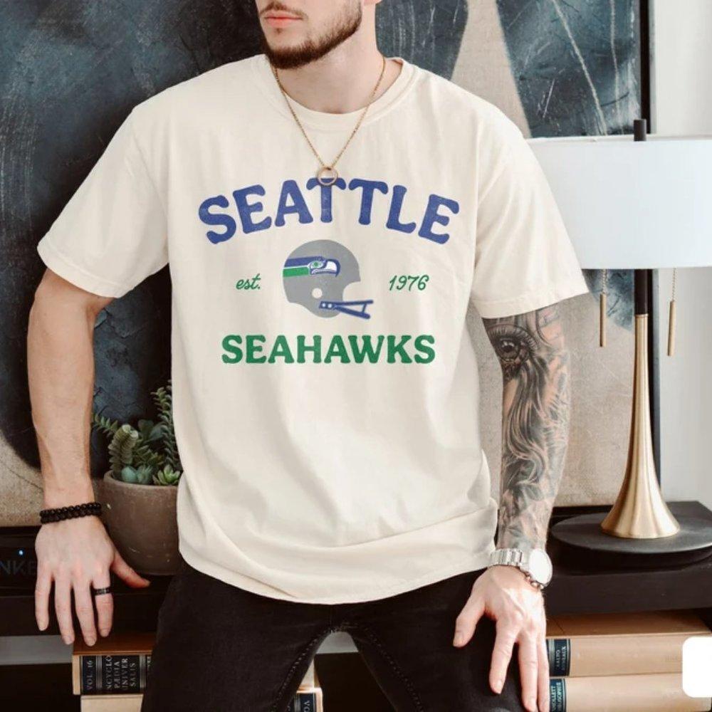 Seattle Seahawks 1976 Throwback Football Fan Graphic T-Shirt